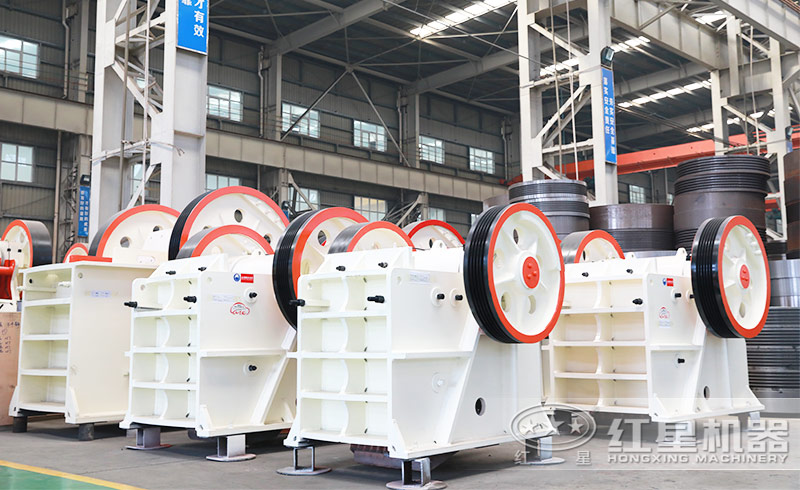 顎式破碎機(jī)750×250多少錢一臺(tái)？產(chǎn)量是多少？